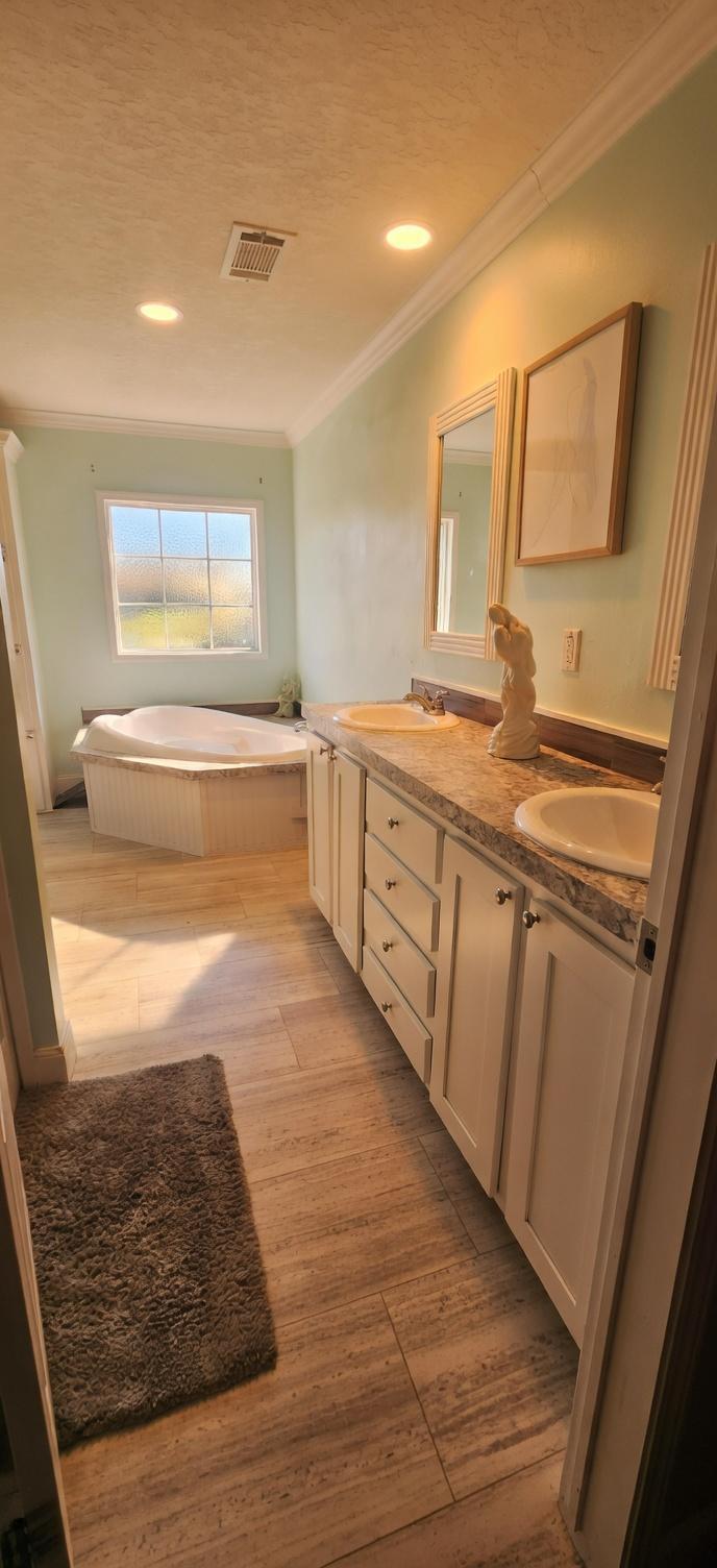 TAYLOR CREEK - Residential