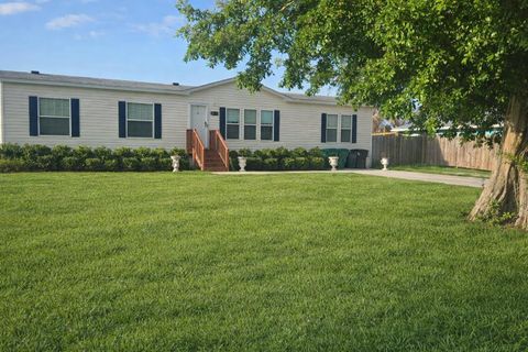 Property photo of 2730 Se 25th Drive, Okeechobee, FL 34974