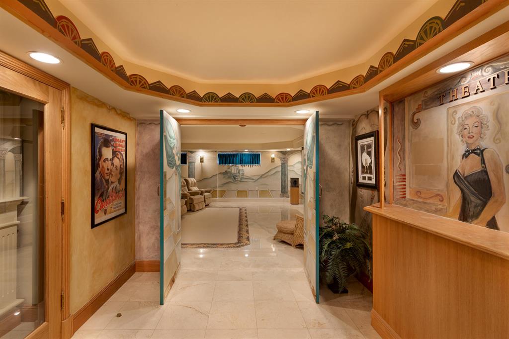 SIMMONS CAY - Residential