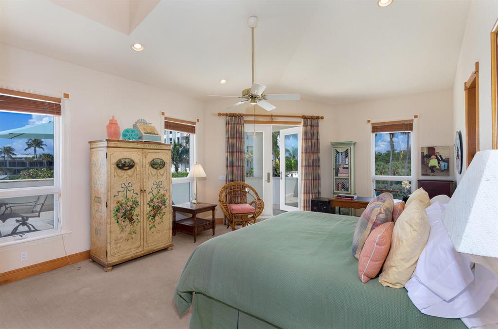 SIMMONS CAY - Residential