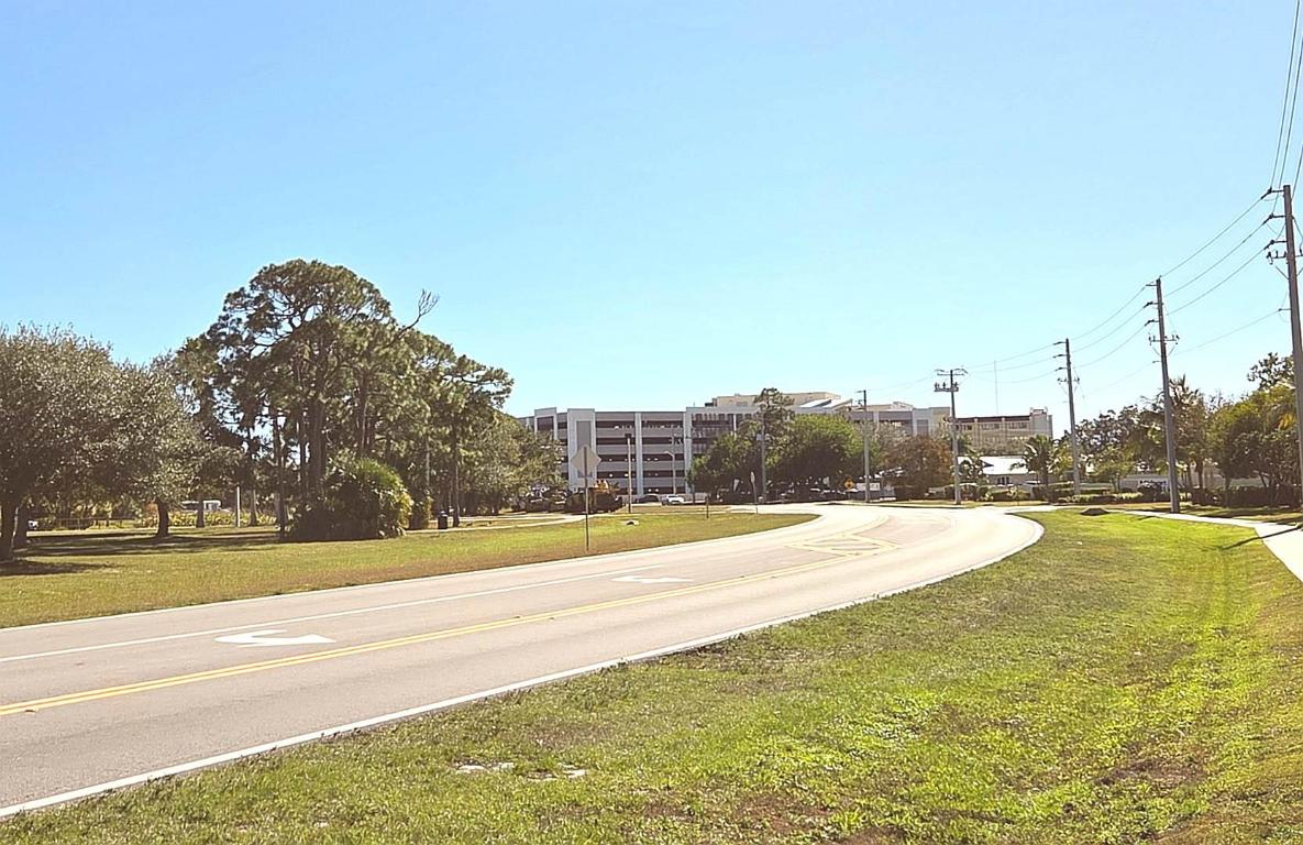 MIDPORT PLACE I, A CONDOMINIUM - Residential