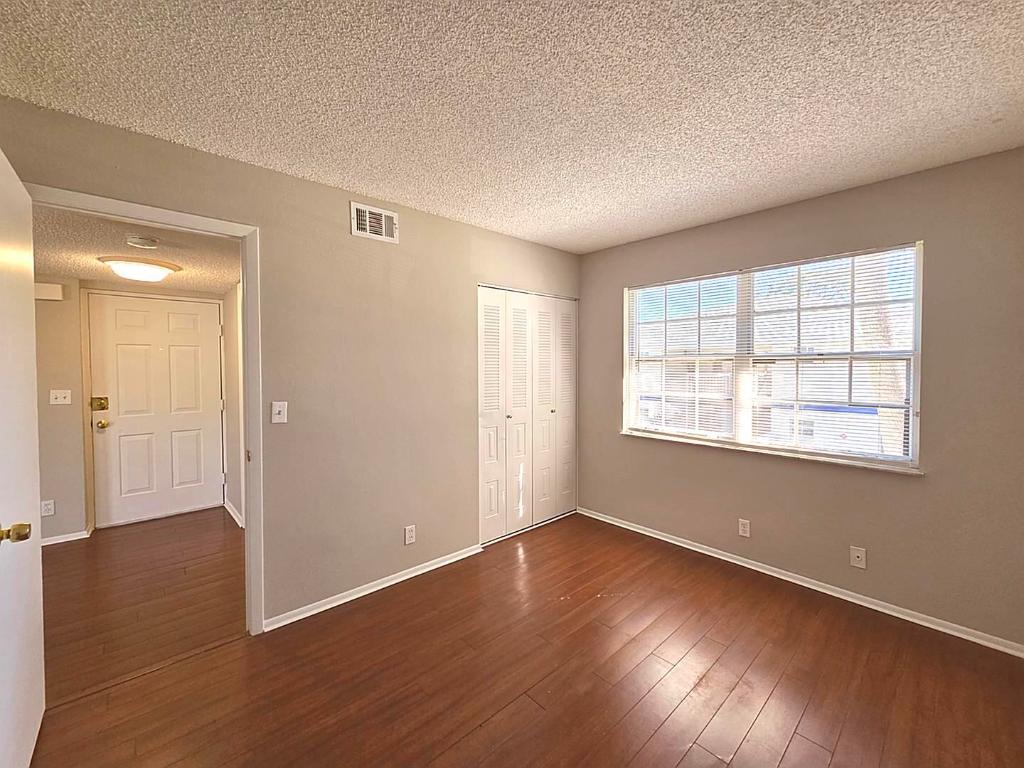 MIDPORT PLACE I, A CONDOMINIUM - Residential