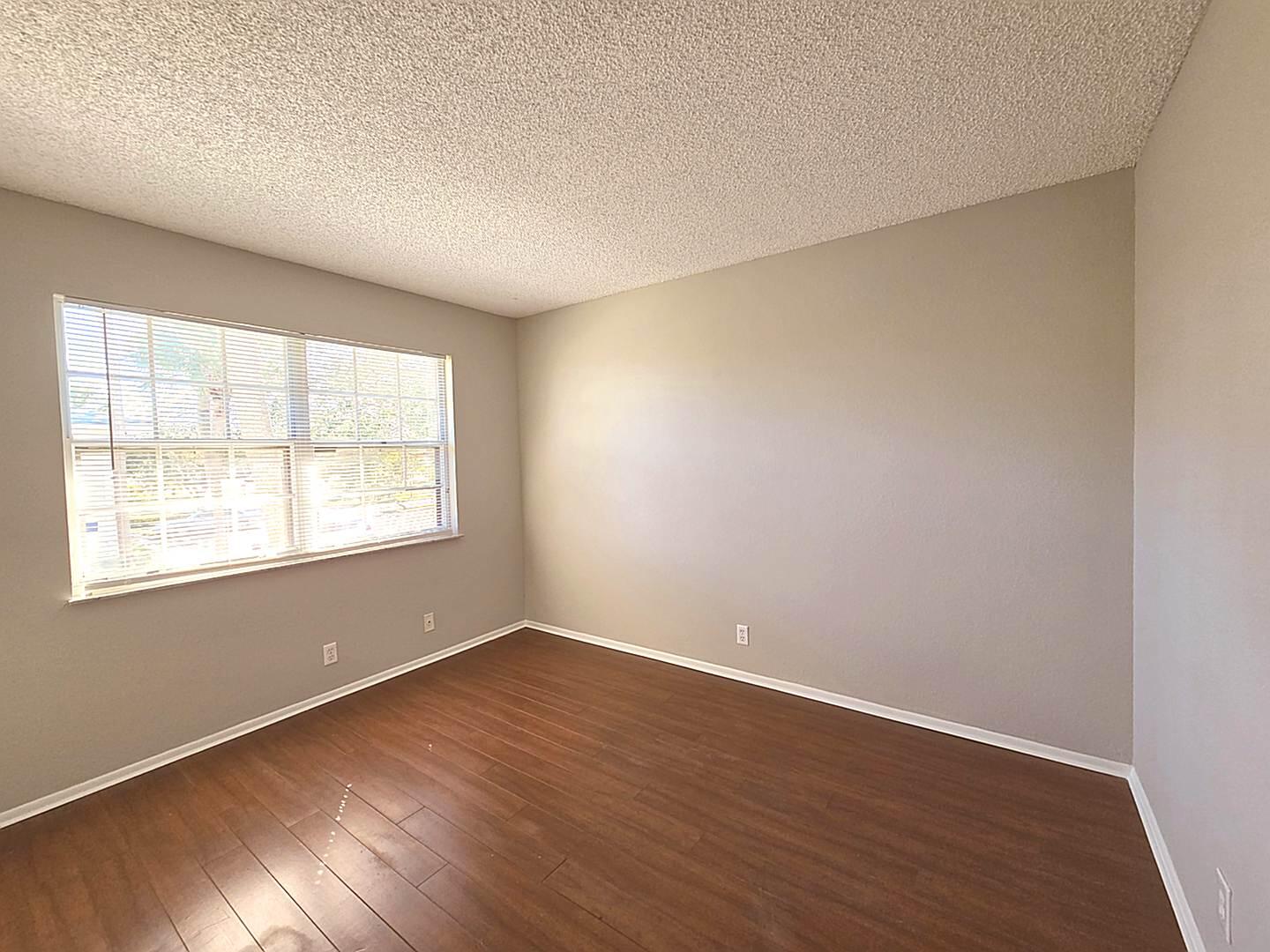 MIDPORT PLACE I, A CONDOMINIUM - Residential