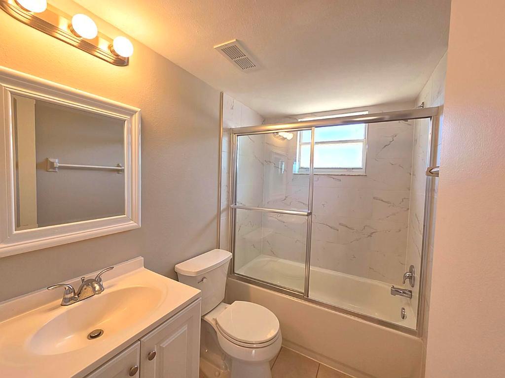 MIDPORT PLACE I, A CONDOMINIUM - Residential