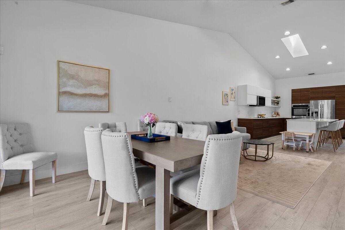 VILLA SAN REMO - Residential