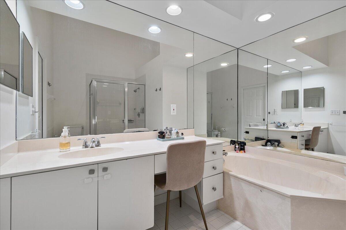 VILLA SAN REMO - Residential