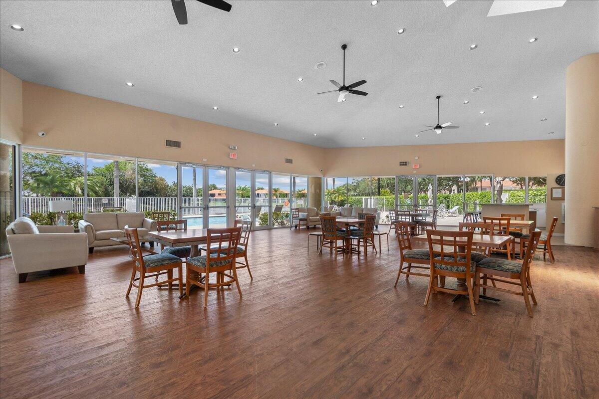 VILLA SAN REMO - Residential