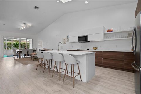Tiny photo for 8304 VÃ­a Di Veneto, Boca Raton, FL 33496 (MLS # B26019603)