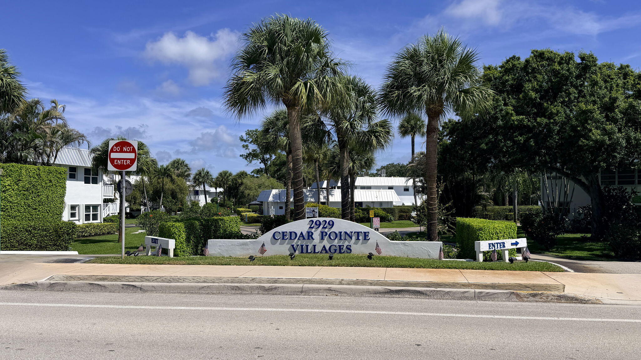 CEDAR POINTE CONDO - Residential