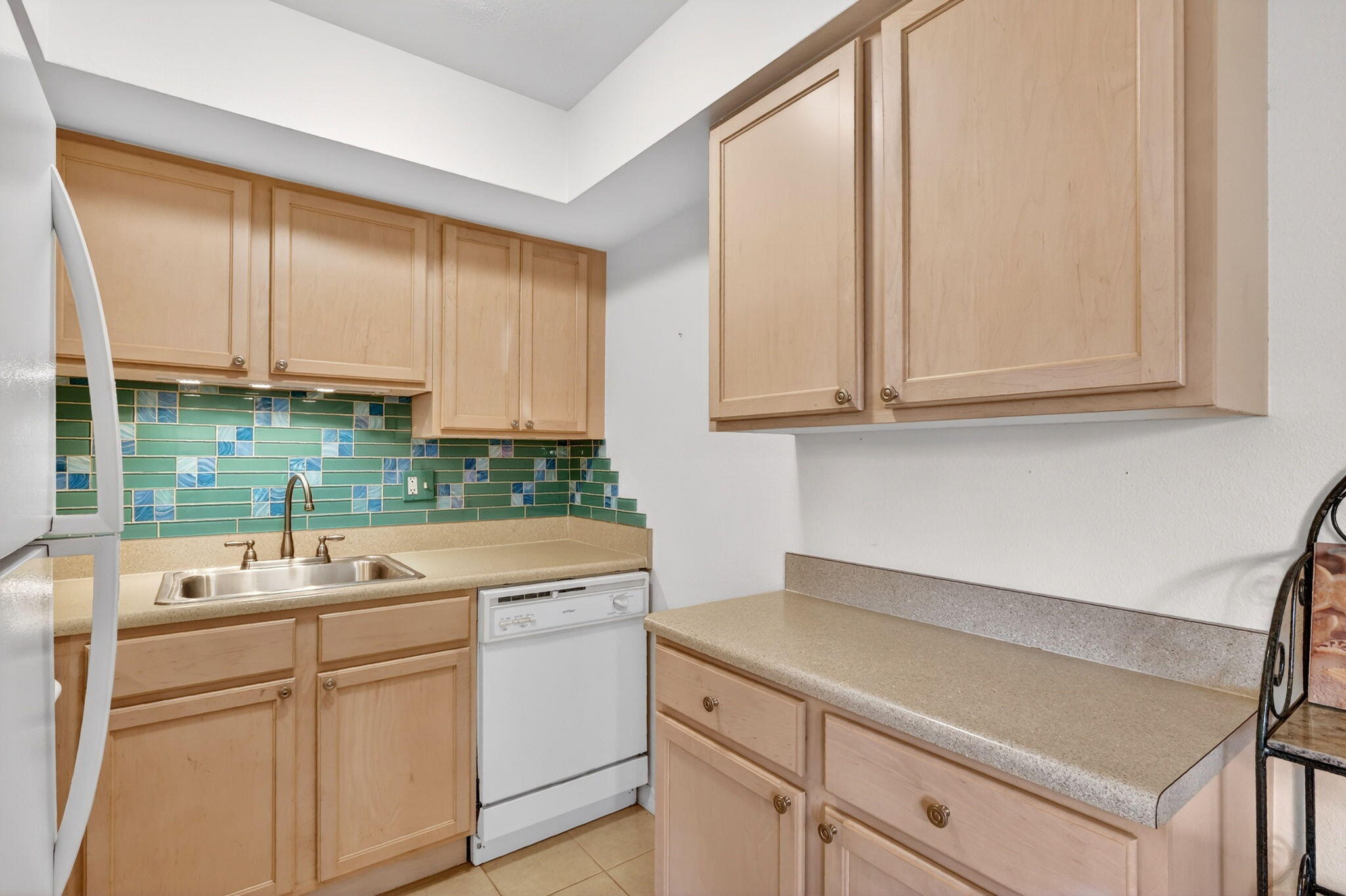 CEDAR POINTE CONDO - Residential