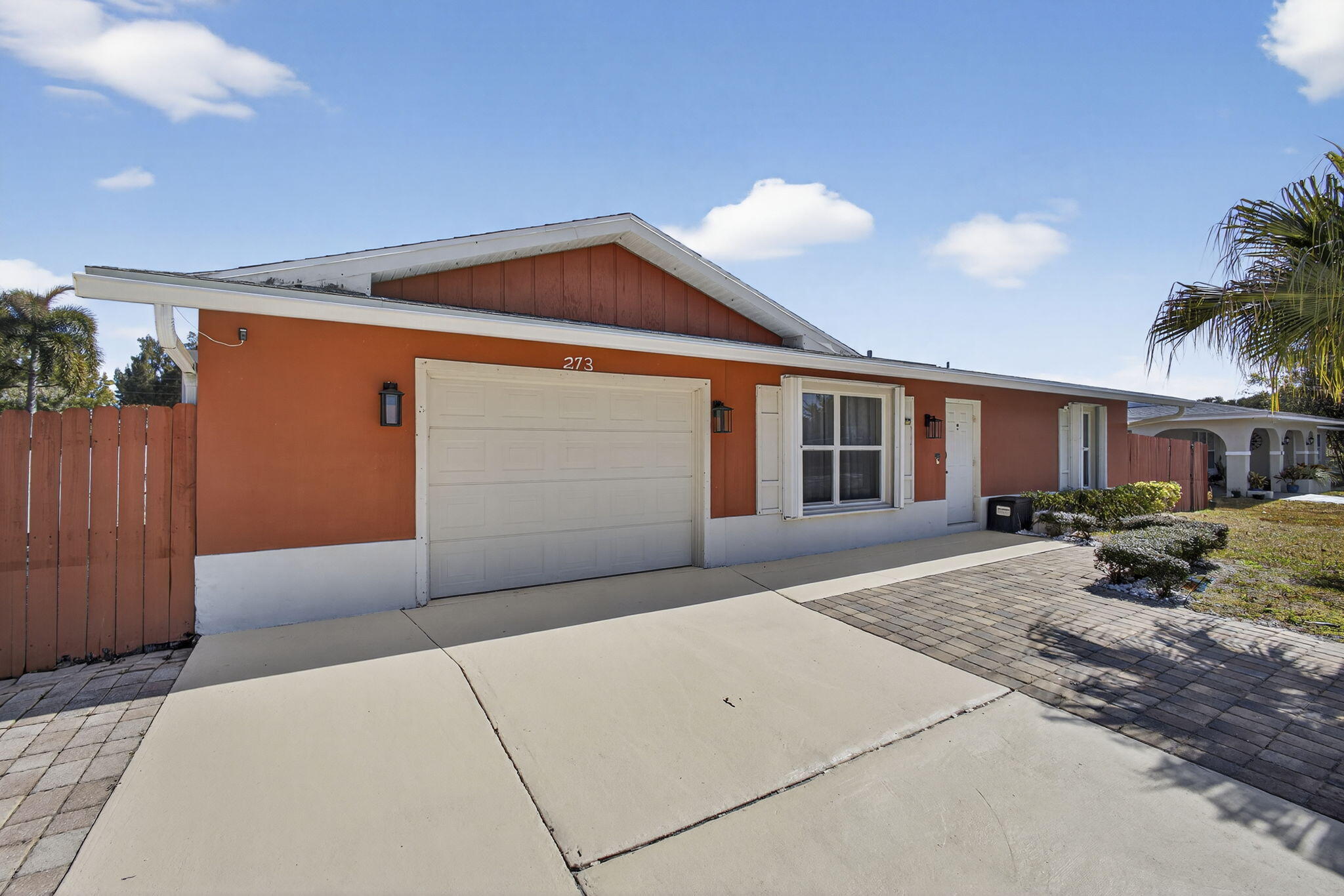 273 NE Orchard Street