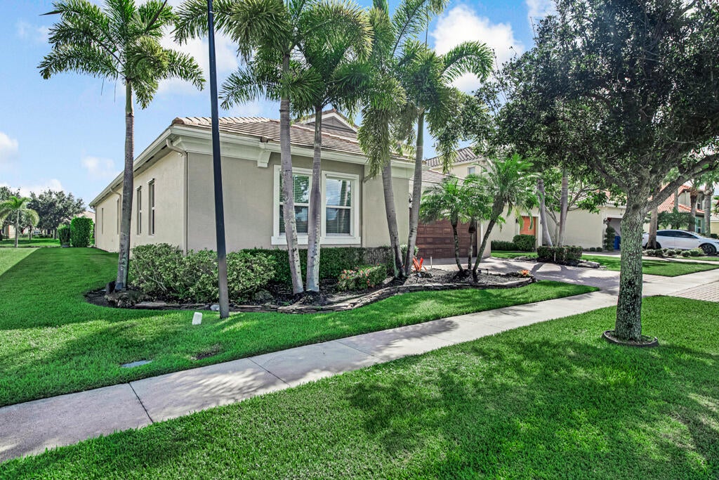 2318 Bellarosa Circle