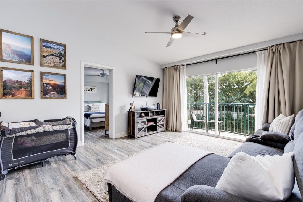 Photo of 2131 SE 10th Avenue #1110, Fort Lauderdale, FL 33316 (MLS # F10514856)