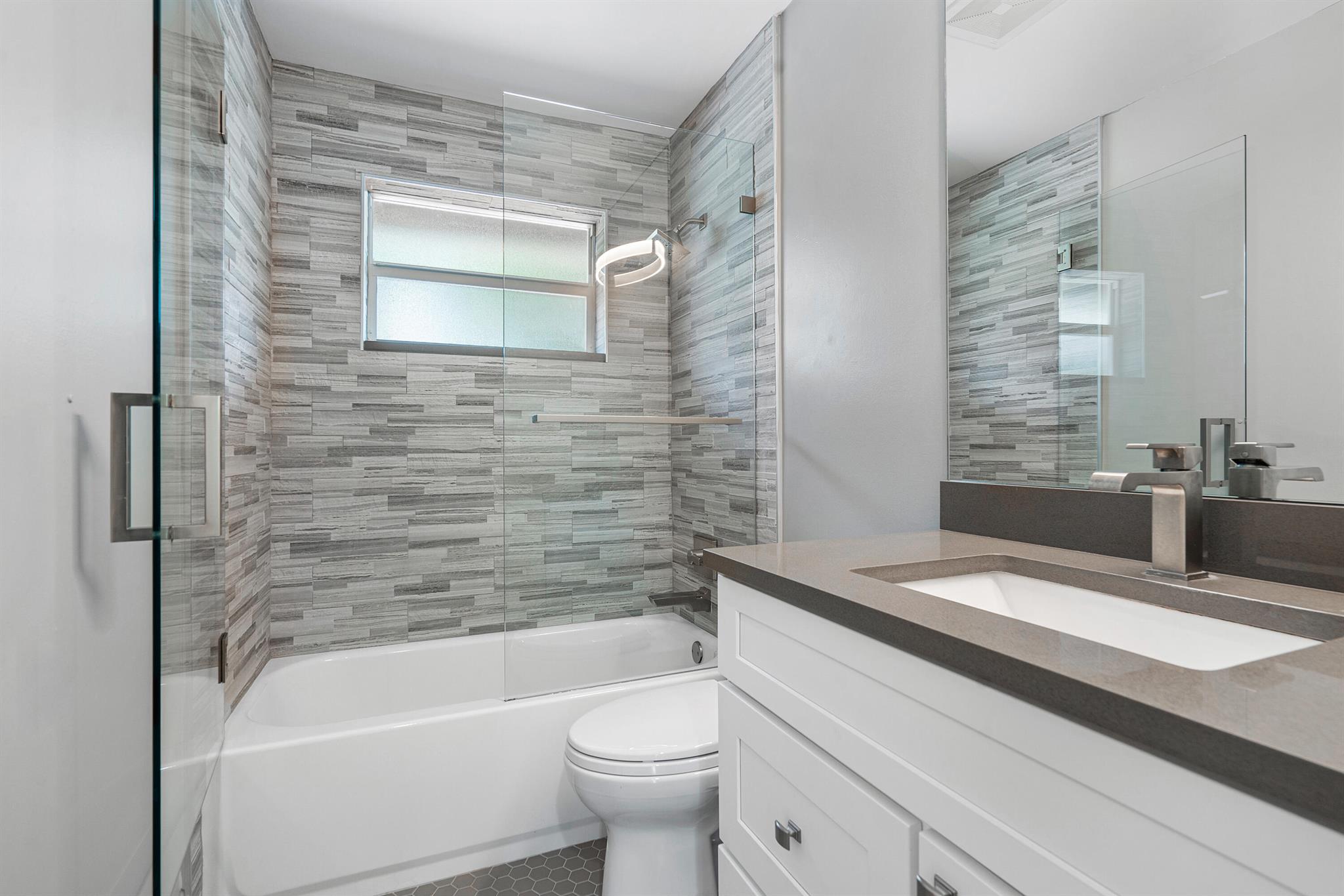 BOCA MADERA UNIT 1 - Residential