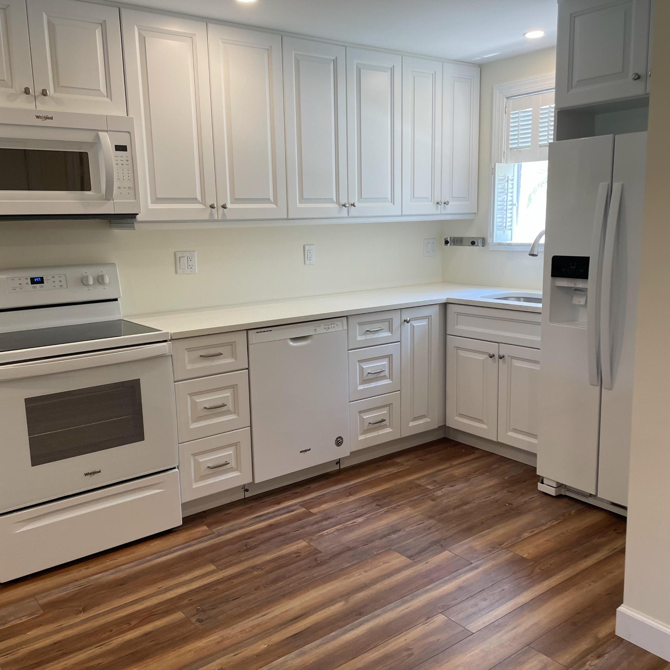 MILES GRANT COUNTRY CLUB APTS CONDO - Residential Lease