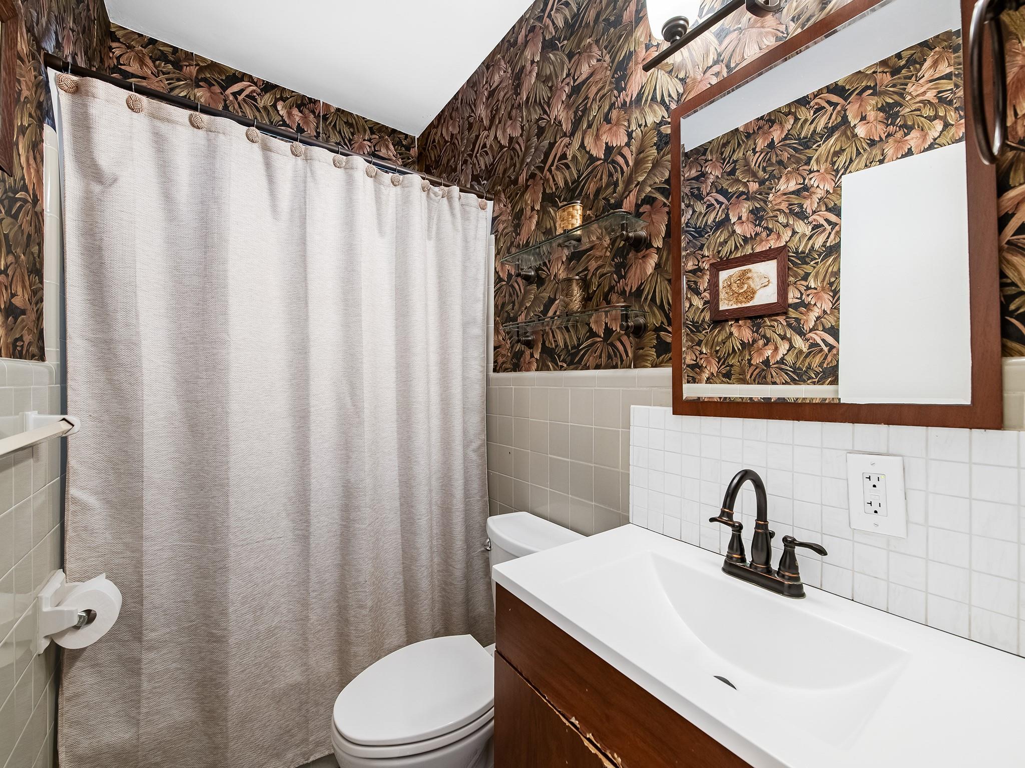 Lauderdale Harbors - Residential