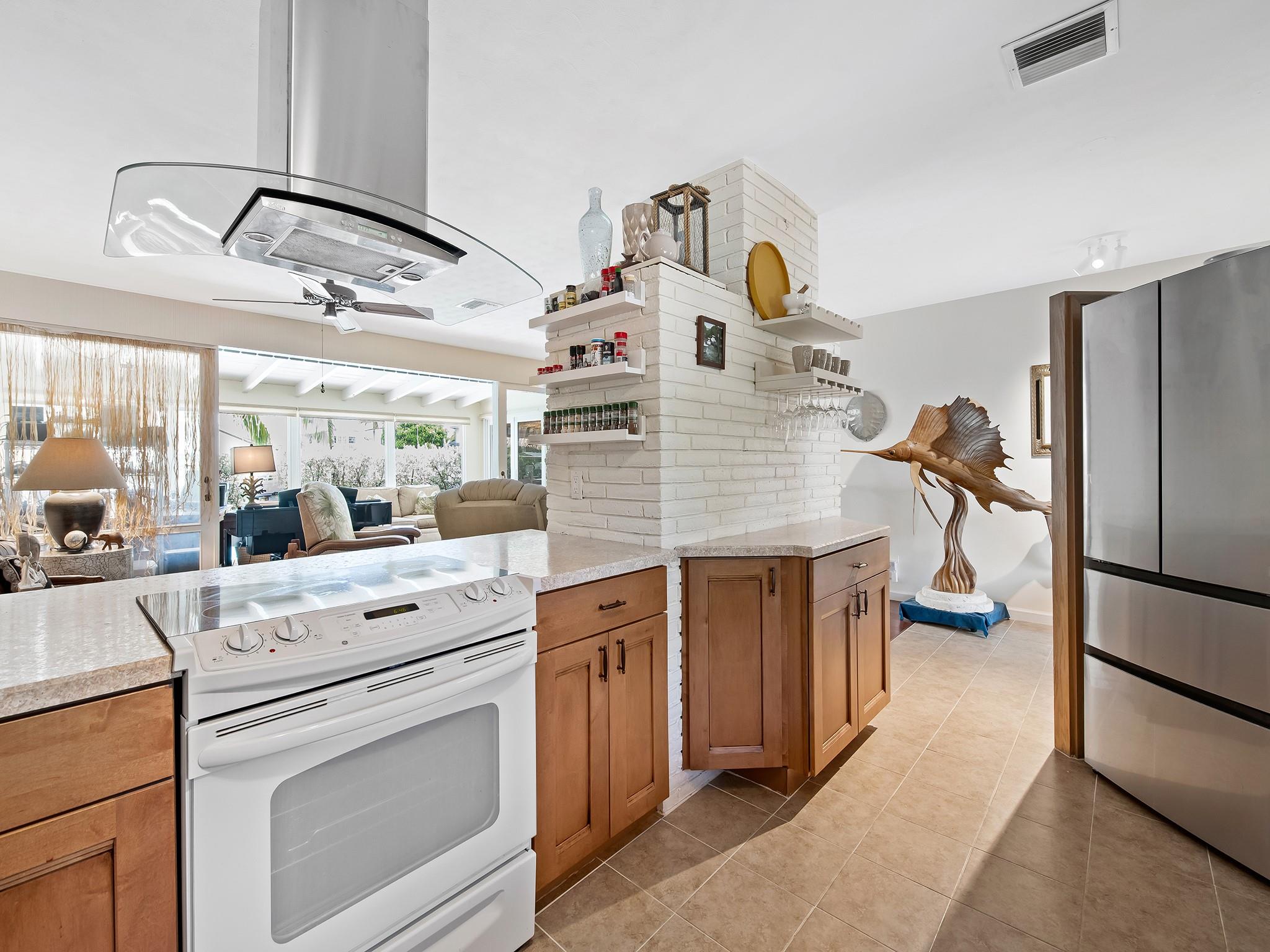 Lauderdale Harbors - Residential