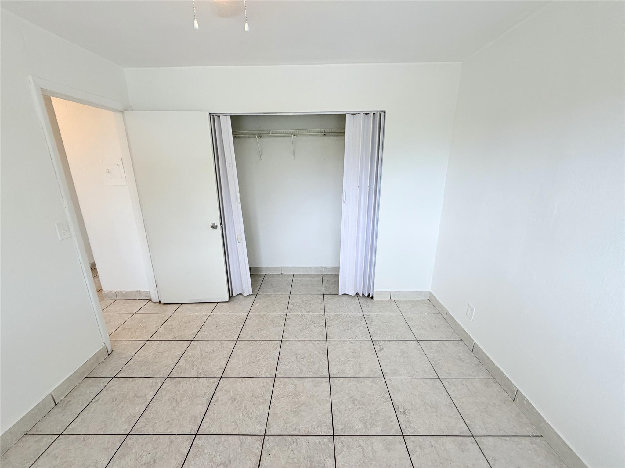 Enclave At Crown Park Con - Residential Lease