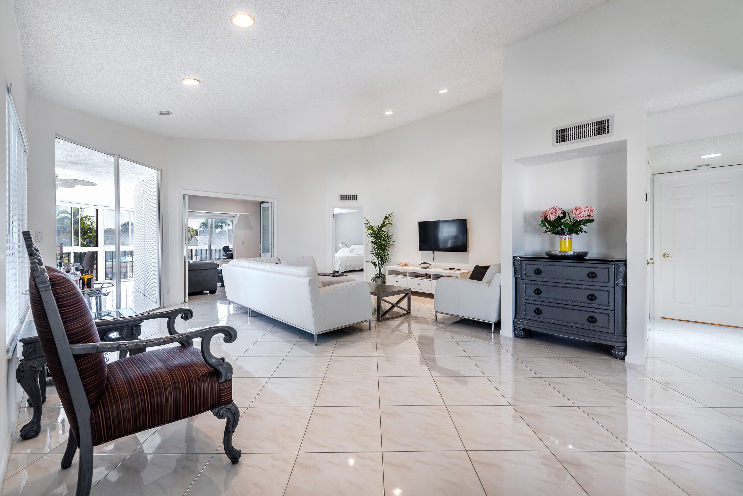 7485 Glendevon Lane 1105, Delray Beach FL 33446