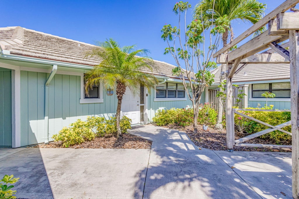 Photo of 1127 E Seminole Avenue #8 A, Jupiter, FL 33477 (MLS # R10973858)