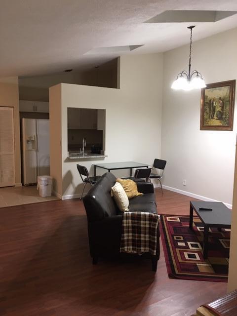 SUGAR POND MANOR OF WELLINGTON - Residential Lease