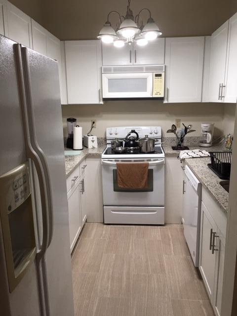 SUGAR POND MANOR OF WELLINGTON - Residential Lease