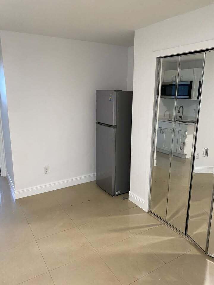 Hallandale Park - Residential Lease