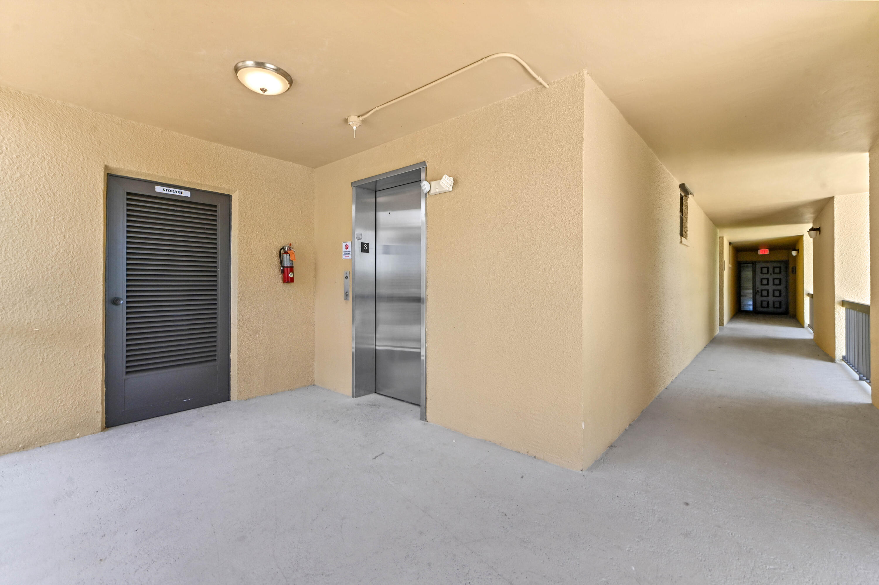 WOODLAND LAKES - Residential