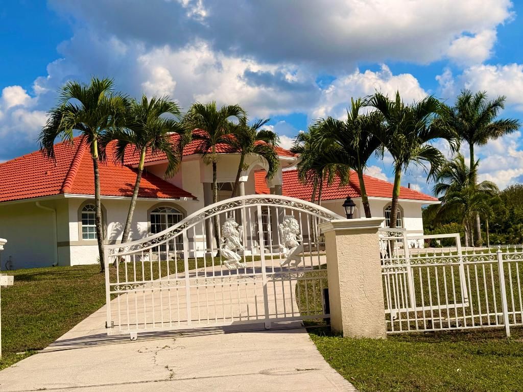 Photo of 17477 69th Street N, Loxahatchee, FL 33470 (MLS # R11139580)