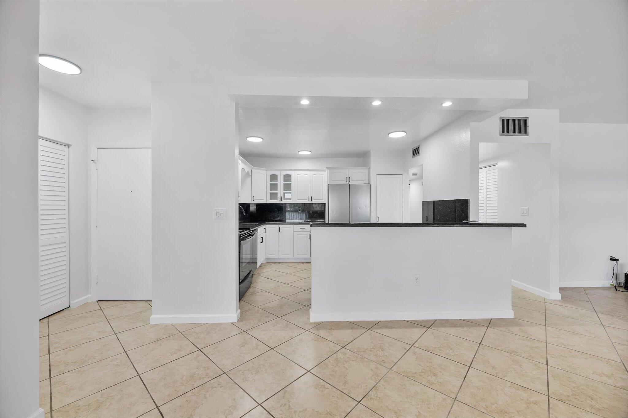 740 NE 199th Street 205g