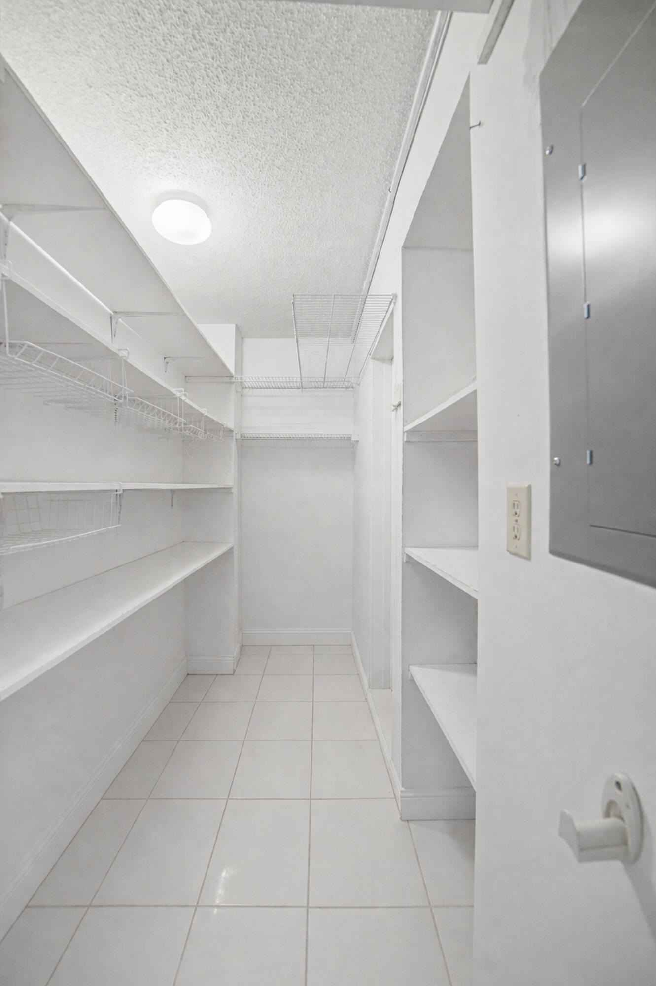 GRANVILLE CONDOMINIUM I - Residential