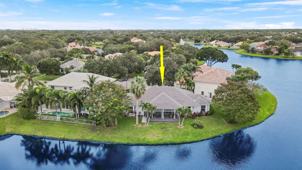 Photo of 234 Sparrow Point, Jupiter, FL 33458 (MLS # R11028455)