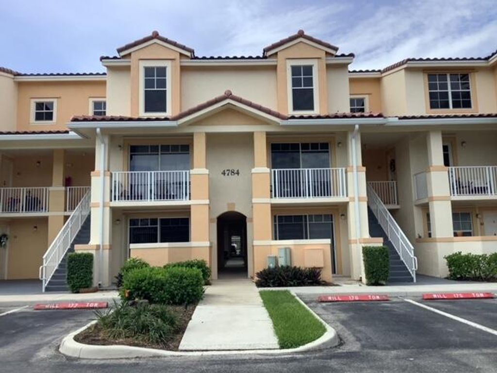 Photo of 4784 S Central Boulevard #12, Jupiter, FL 33458 (MLS # R10738494)