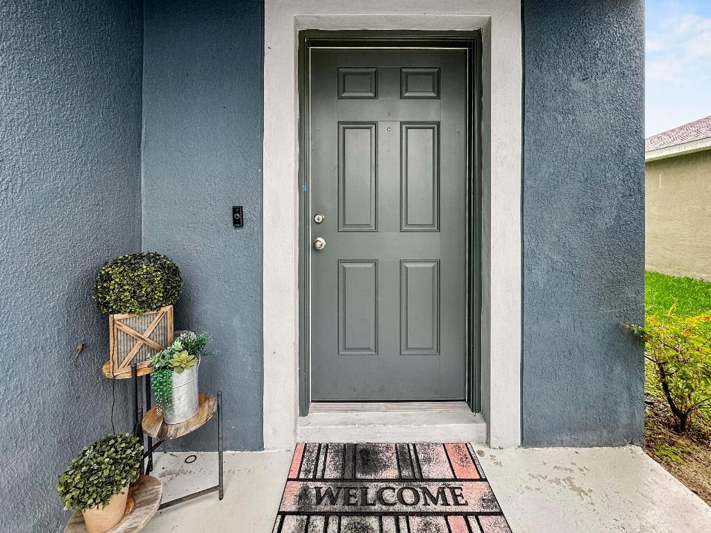 Photo of 3370 N Park Drive, Fort Pierce, FL 34982 (MLS # R10996279)