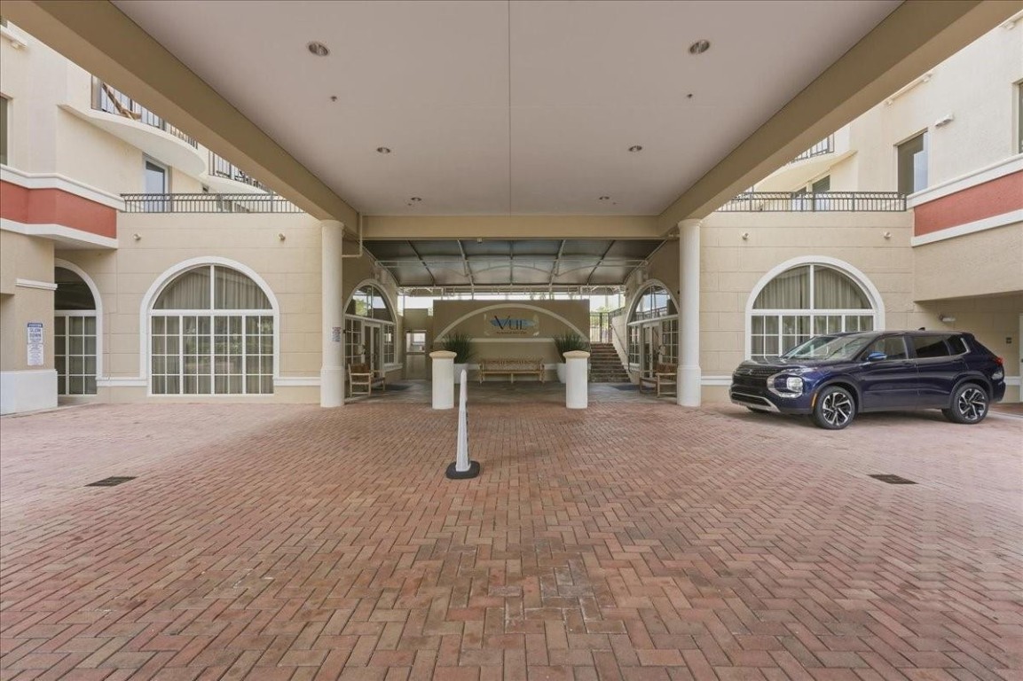 2011 N Ocean Boulevard 302