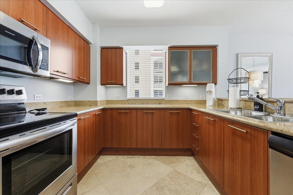 VUE Residences & Beach C - Residential