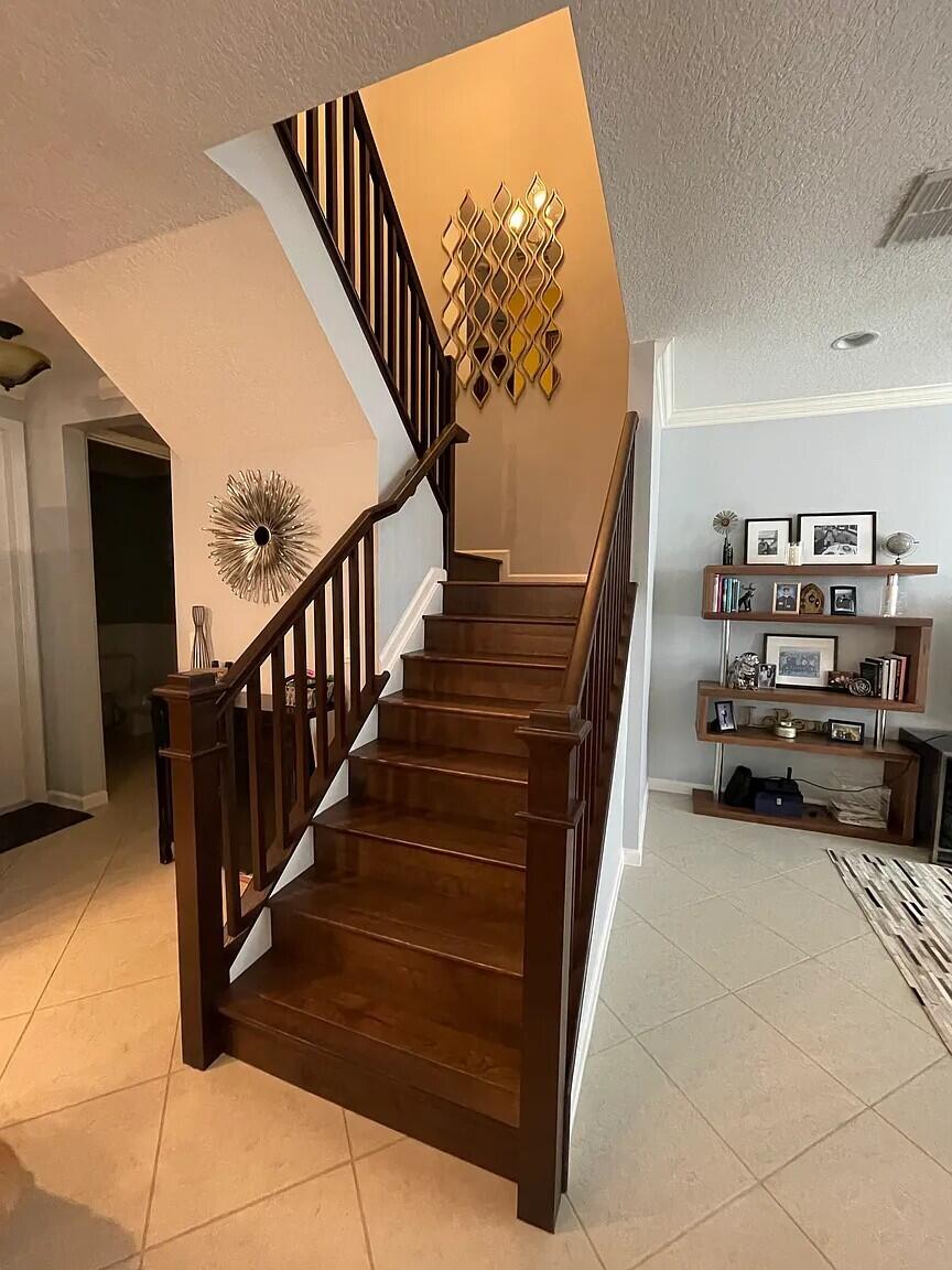 CENTRA BLUE LAKE TOWNHOMES - Residential