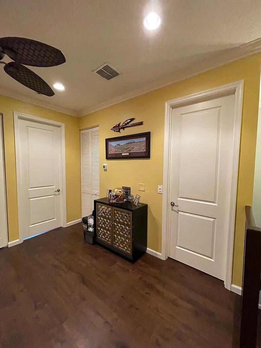 CENTRA BLUE LAKE TOWNHOMES - Residential