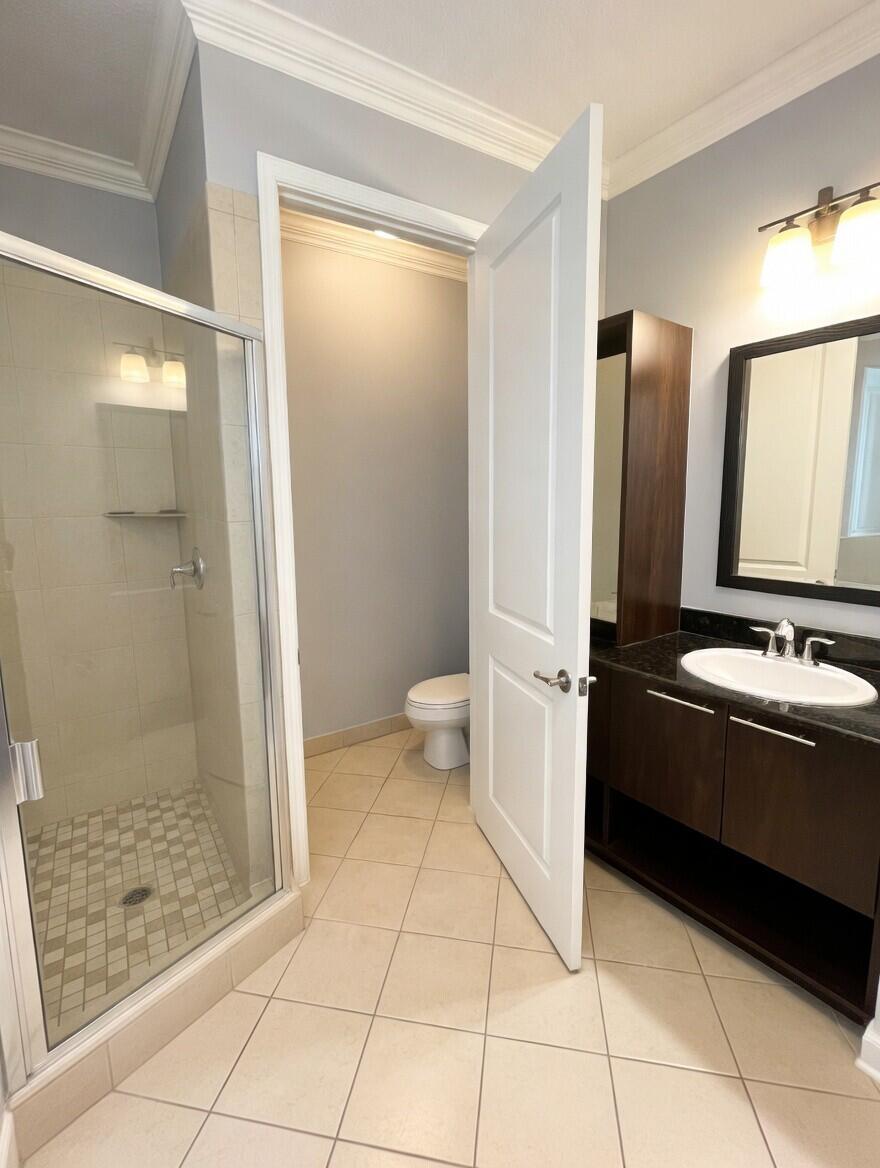 CENTRA BLUE LAKE TOWNHOMES - Residential