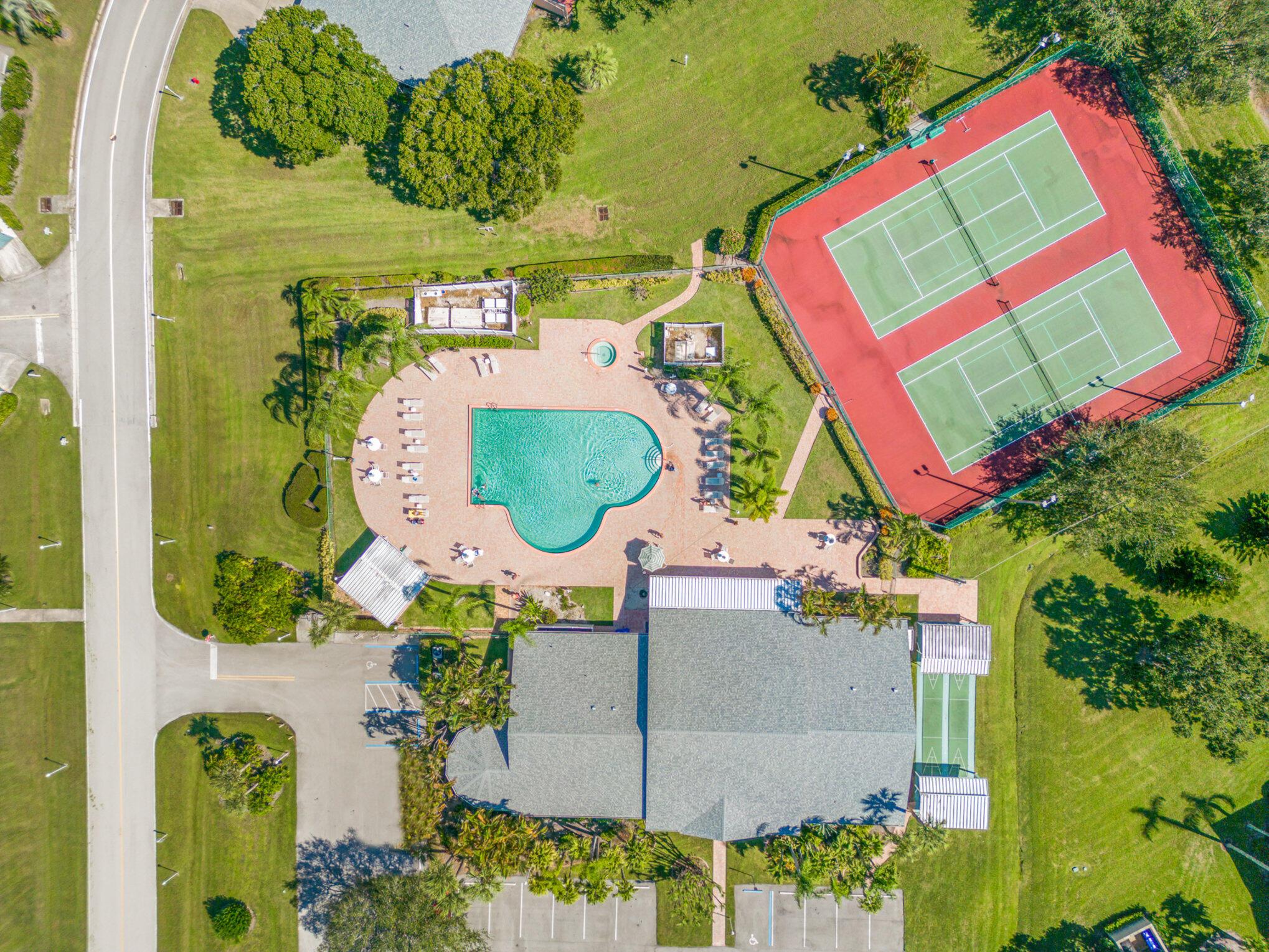 720 Lake Orchid Circle 202