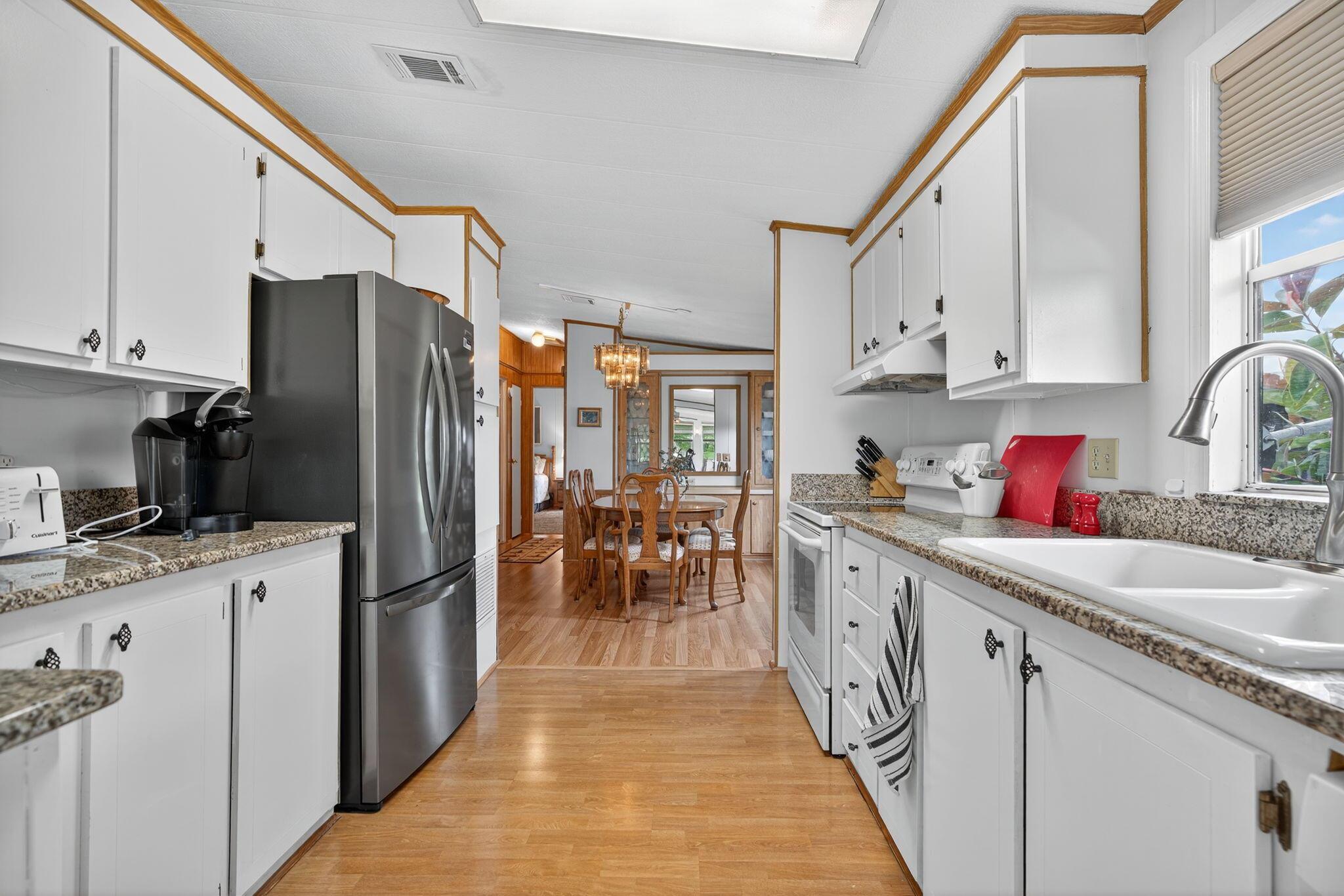 HERITAGE RIDGE SOUTH - Residential Lease