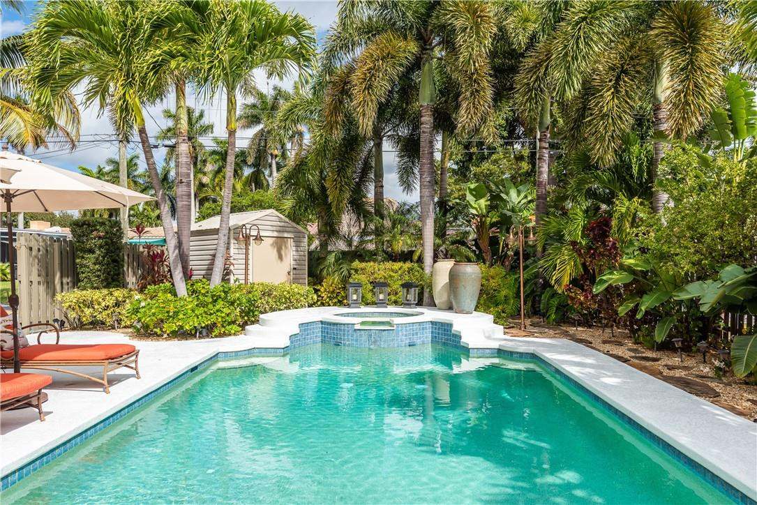 Hollywood Lakes Sec 1-32 - Residential