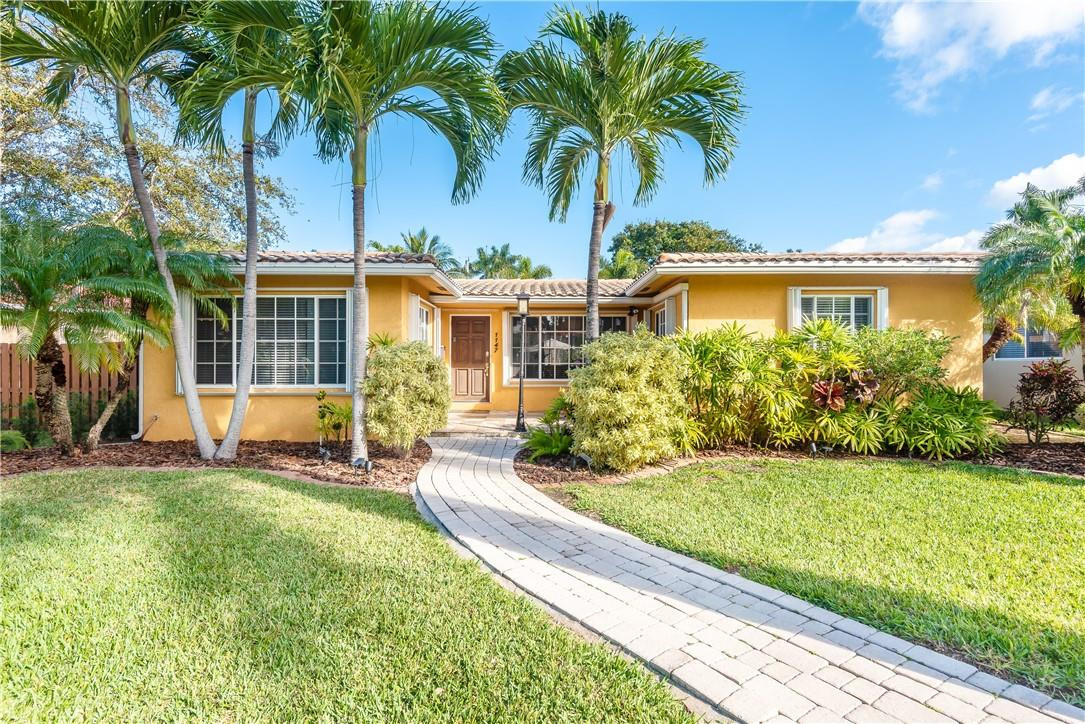 Hollywood Lakes Sec 1-32 - Residential