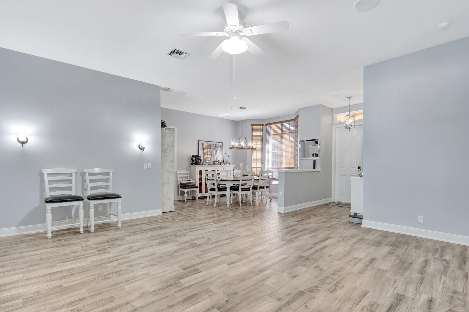 Palm Beach Country Estates - Residential