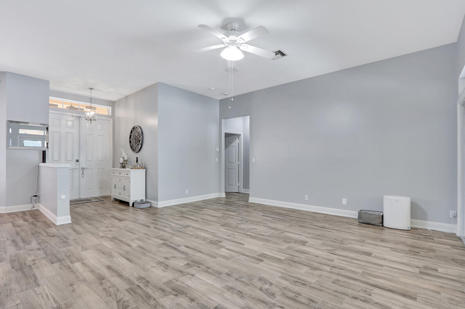 Palm Beach Country Estates - Residential