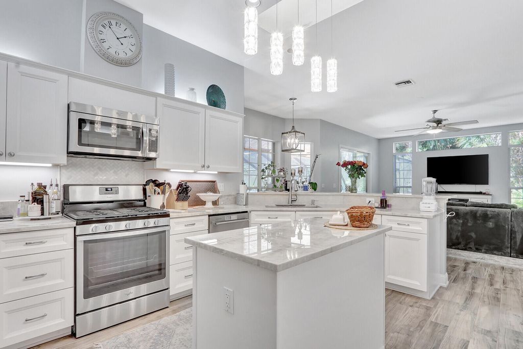 Photo of 8349 150th Court N, Palm Beach Gardens, FL 33418 (MLS # R11169215)