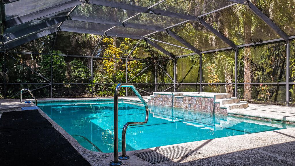 Photo of 8349 150th Court N, Palm Beach Gardens, FL 33418 (MLS # R11169215)