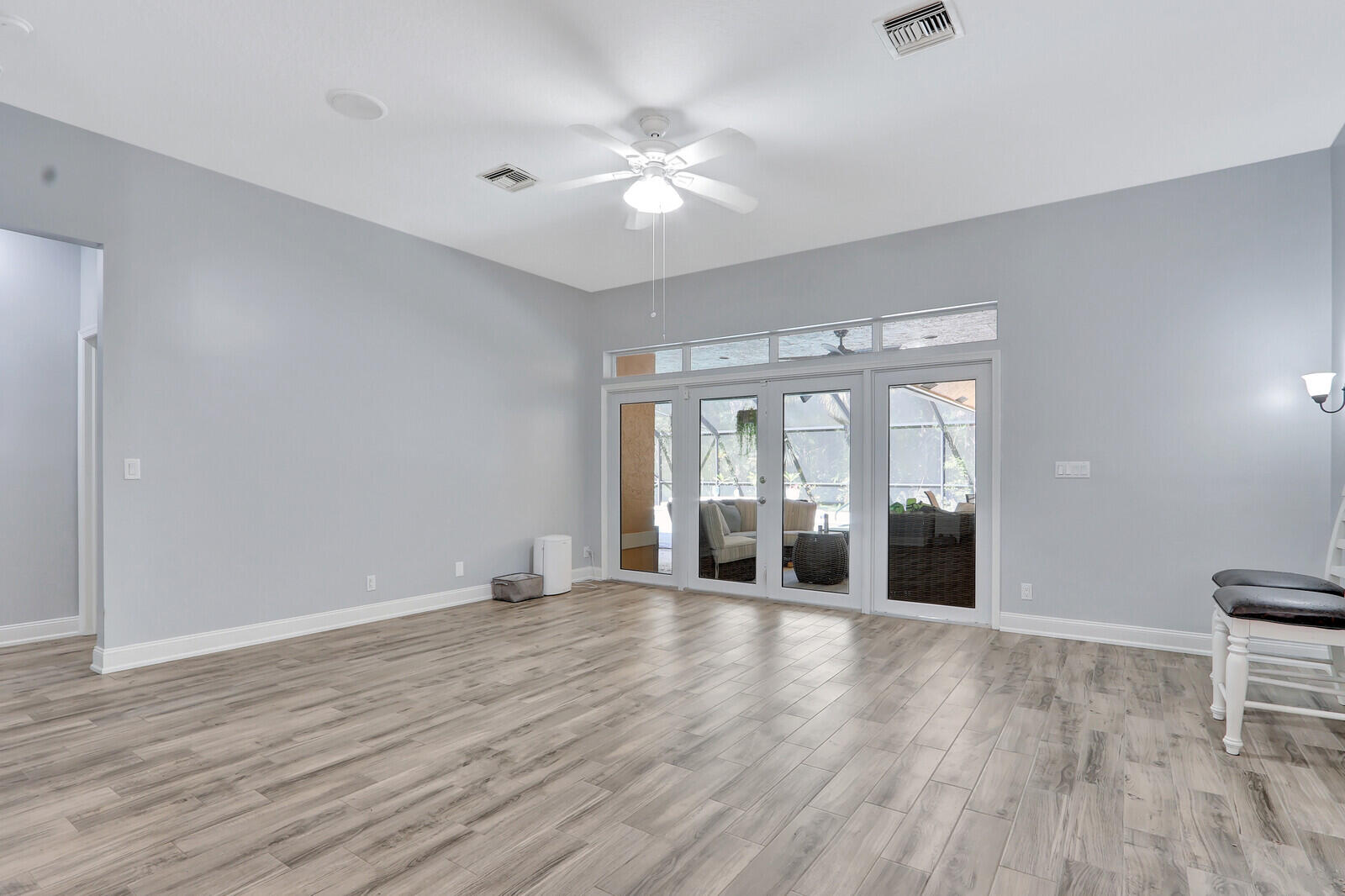 Palm Beach Country Estates - Residential