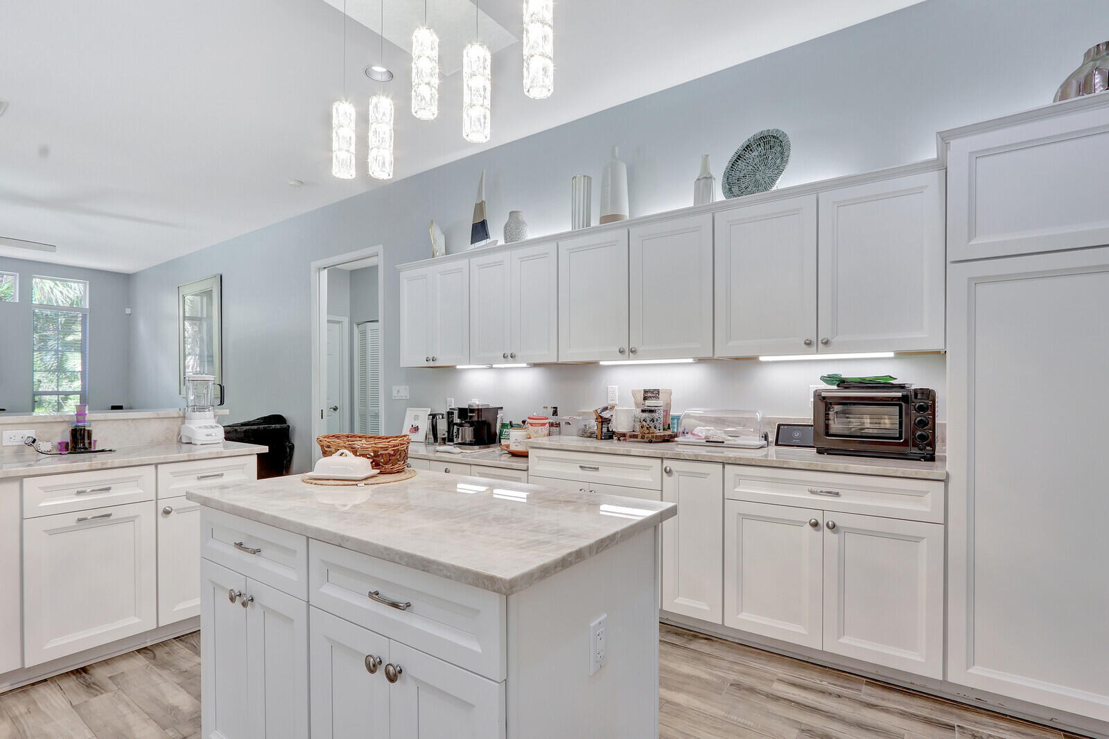 Palm Beach Country Estates - Residential