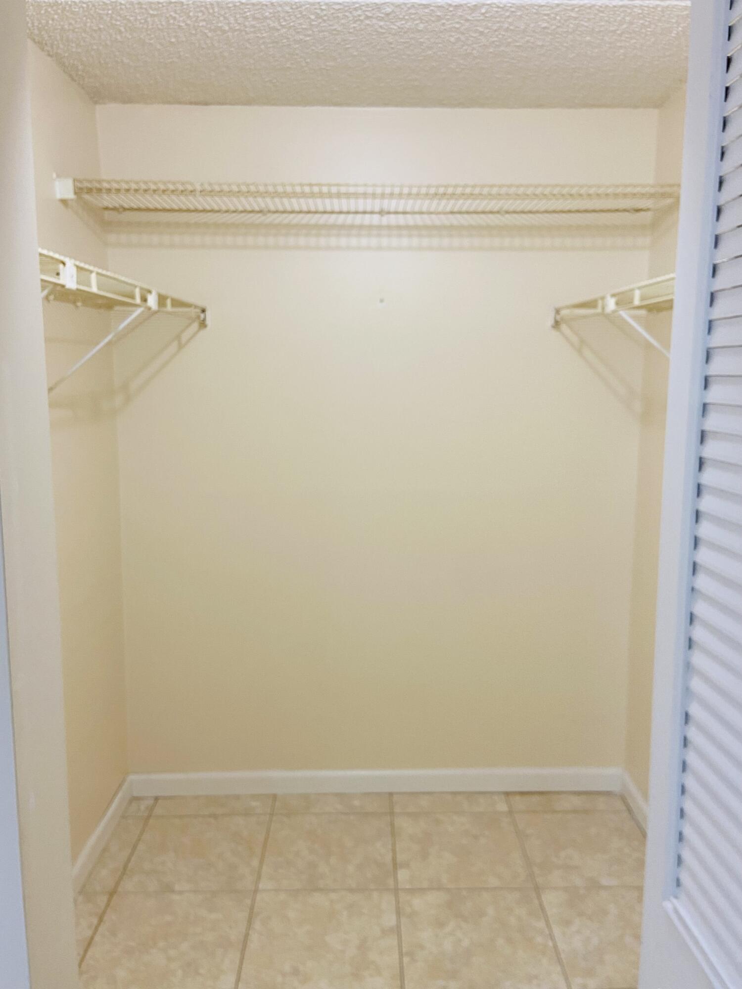 VILLAGE GREEN COVENTRY CONDO - Residential Lease